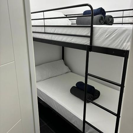 Local Adaptado Мадрид Екстериор снимка