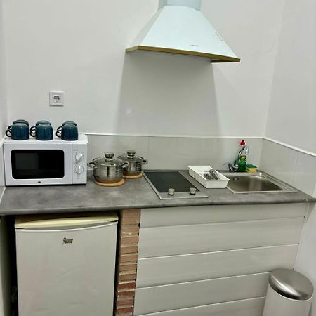 Local Adaptado Мадрид Екстериор снимка